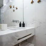 Primrose 1br Delight W Parking By Lovelystay