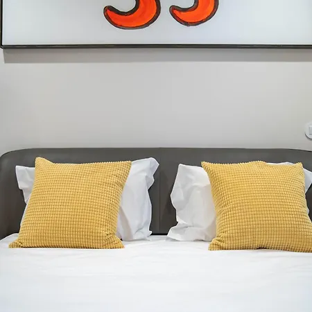 Апартаменты Primrose 1br Delight W Parking By Lovelystay