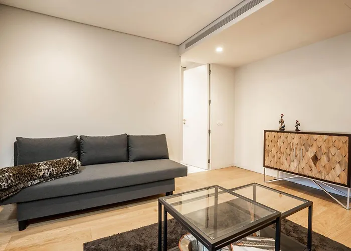 Primrose 1br Delight W Parking By Lovelystay Apartman *