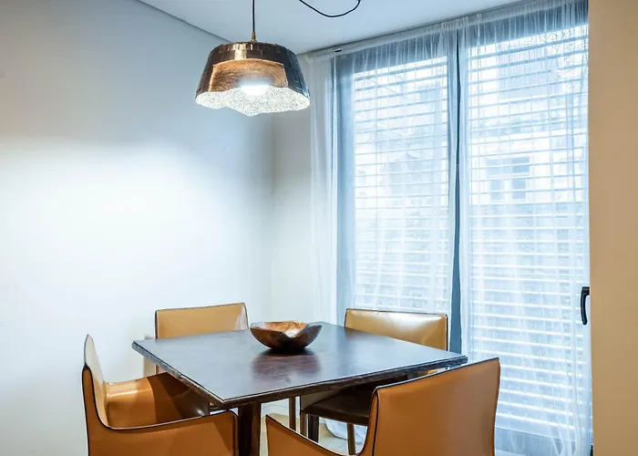 Primrose 1br Delight W Parking By Lovelystay