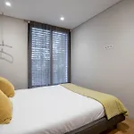 Apartmán Primrose 1br Delight W Parking By Lovelystay Porto